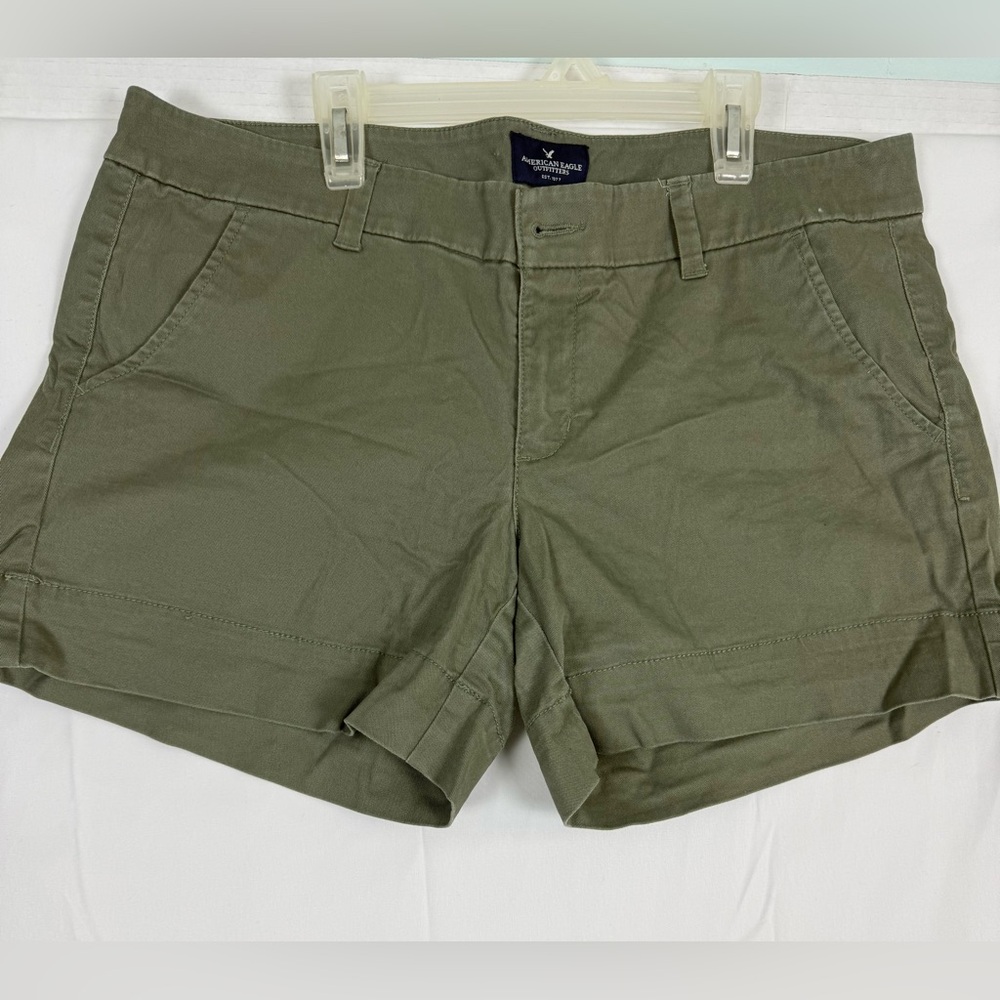 American Eagle Outfitters Women's Green Cargo Shorts